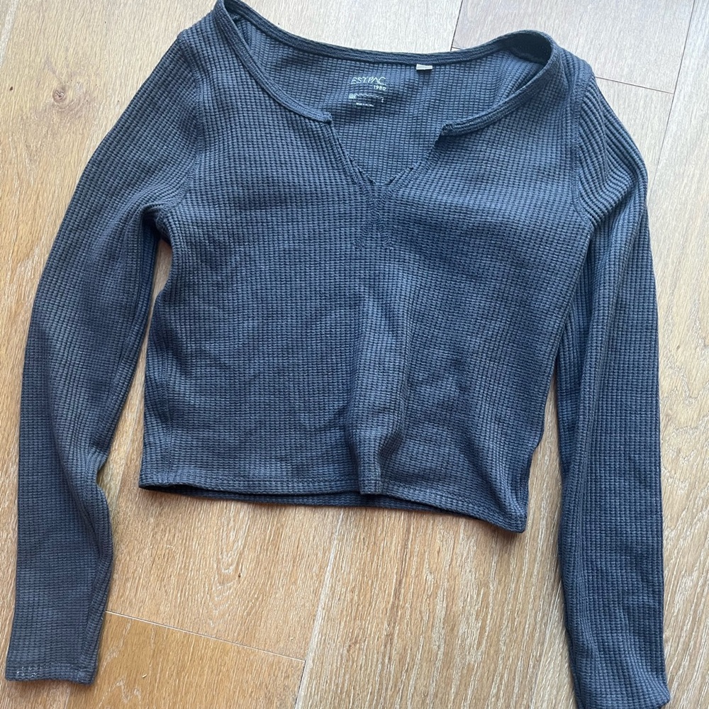 grey notched long sleeve top from pacsun